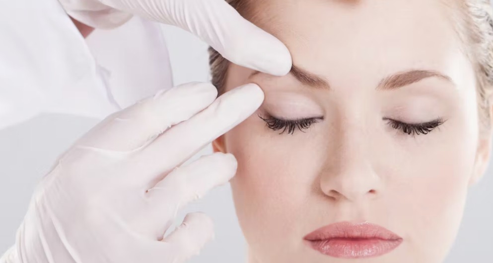 İzmir Göz Kapağı Estetiği